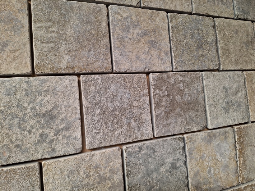 Castle Stone Beige Antique 20x20x2 cm