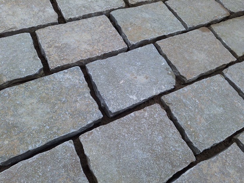 Castle Stone Yellow kassei 20x14x5-7 cm