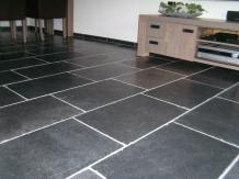 Vietnamees Hardsteen Soft Finish 30x60x1,5 cm verouderd
