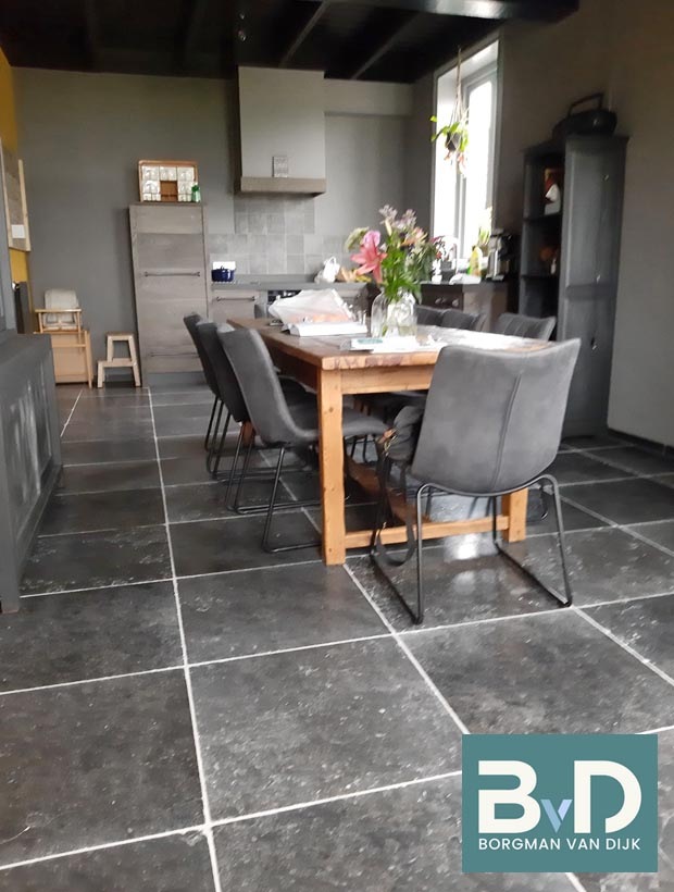 Belgisch Hardsteen Abdij 60x60x2 cm Kloostervloer