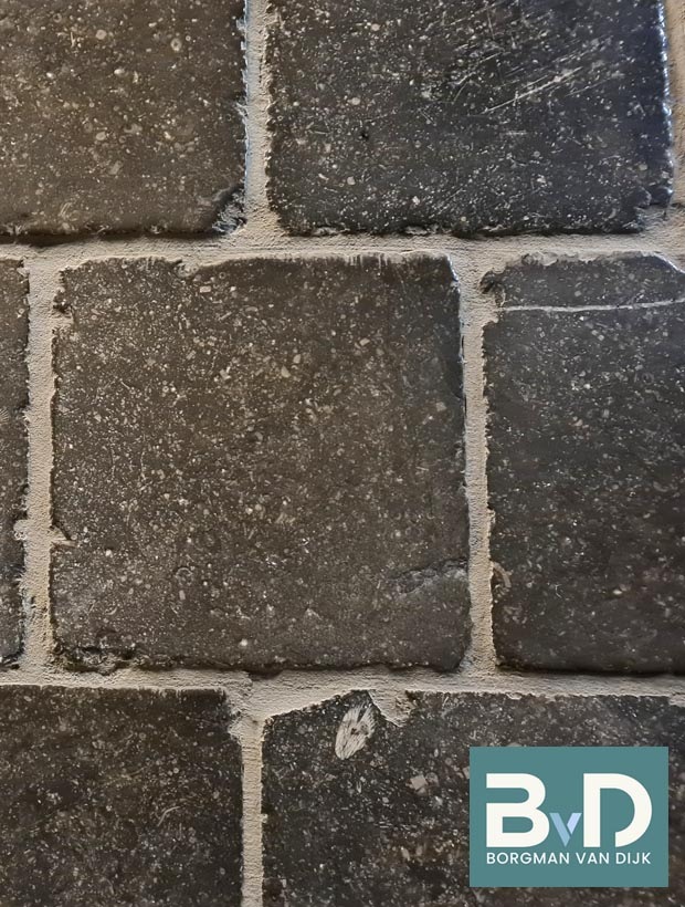 Belgisch Hardsteen Antique 20x20x2 cm