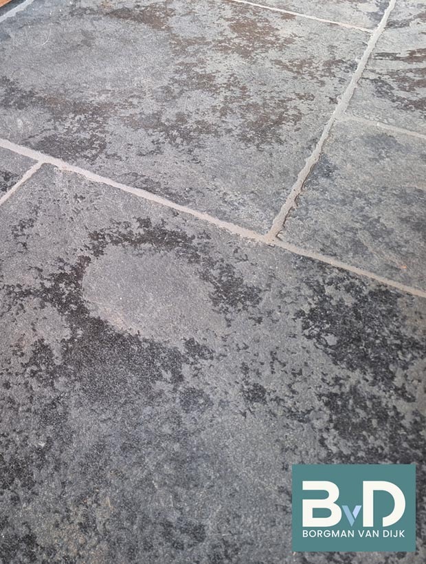 Castle Stone Black Groot Wildverband Semi Honed Kasteelvloer