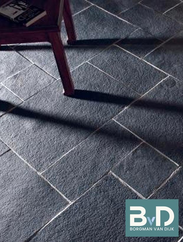 Castle Stone Black Natural Groot Wildverband Natuursteen