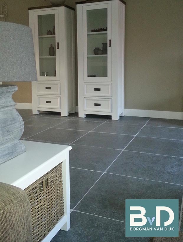 Desert Black Soft Finish leisteen 60x60x1,5 cm vloertegels