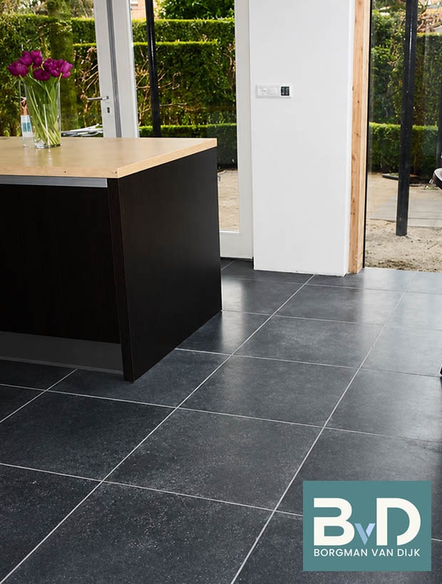 Harappa Stone Black 60x90x1,5 cm rustieke, klassieke en uiteindelijk geleefde uitstraling