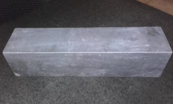 Chinees Hardsteen muurblok 50x12x12cm Gezoet / Facet