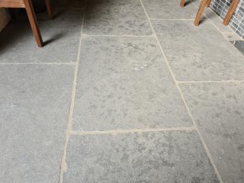 Auxerre Grand Gris Antique 60x90 cm