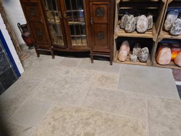 Castle Stone Yellow Groot Romaansverband kasteelvloer