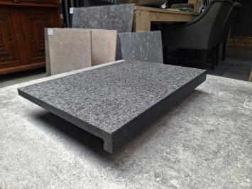 Zwembadrand Basalt 50x35x2/4 cm haakse neus gezoet