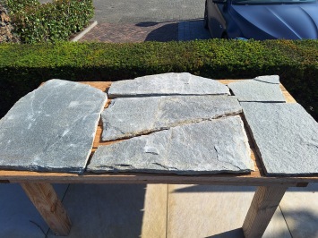 Kavala Grey XXL flagstones grootformaat 2-3,5 cm dik