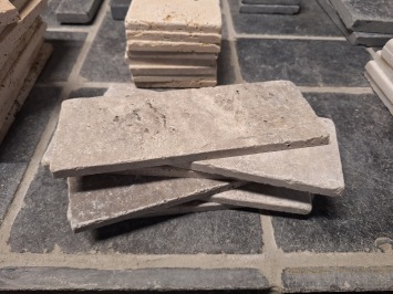 Travertin Silver Bricks 20,3x7,5x1 cm Anticato