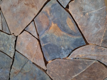 Brasil Dark Brown Kwartsiet Flagstones 1,5-3 cm dik