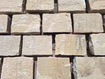 Kandla Mediterrane Yellow Kassei 20x14x5/7 cm