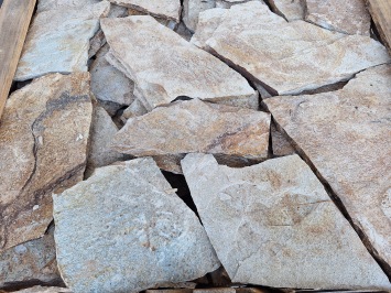 Bulgarian Golden Quartzite 1,5-2,5 cm dik