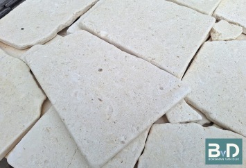 Balkan White Flagstones normaalformaat 1,5-3 cm dik