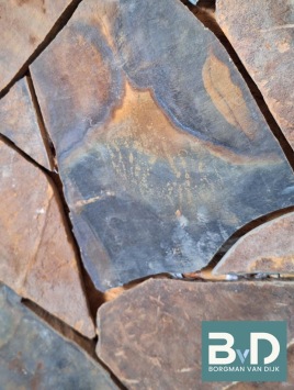 Brasil Dark Brown Kwartsiet Flagstones 1,5-3 cm dik