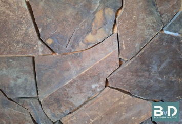 Brasil Dark Brown Kwartsiet Flagstones 1,5-3 cm dik