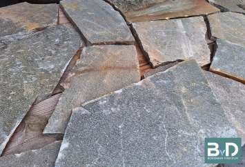 Brasil Green Flagstones dikformaat 2,5-4 cm dik