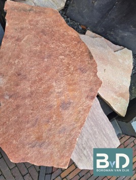 Brasil Rosso Flagstones dikformaat 2,5-5 cm dik