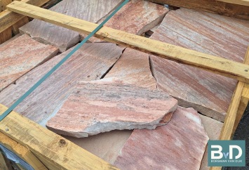 Brasil Rosso Flagstones dikformaat 2,5-5 cm dik