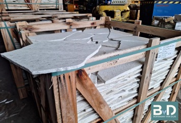 Brasil White Flagstones dun 1,5-3 cm dik