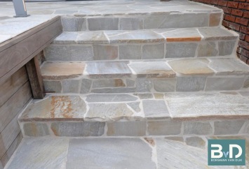 Brasil White Flagstones formaat 1,5-3 cm dik