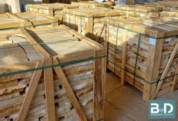 breuksteen Brasil Yellow flagstones