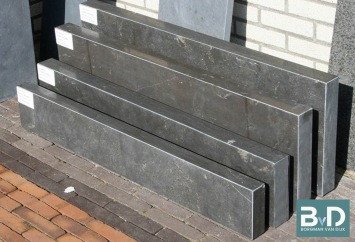 Chinees Hardsteen opsluitband 100x15x5 cm gezoet / facet