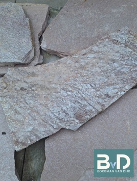 Brasil Shiny Purple Flagstones 2,5-4 cm dik