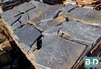 Karystos Black Flagstones dikformaat 3-5 cm dik