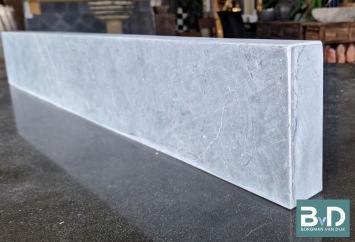 Opsluitband Vietnamees hardsteen 100x15x5 cm geschuurd / facet