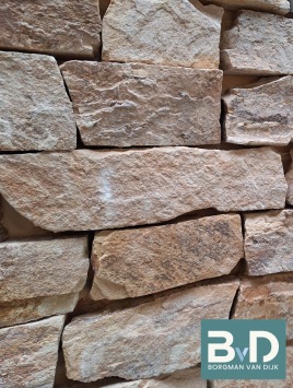 Rockface Golden Kwartsiet 3-5 cm dik steenstrips zijn een fantastisch alternatief voor massieve natuursteen keien en brokken