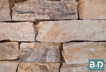 Rockface Golden Kwartsiet 3-5 cm dik