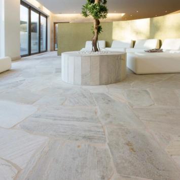 Brasil White Flagstones dikformaat 2,5-4 cm dik