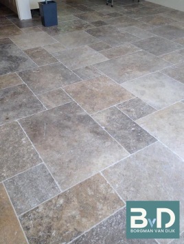 Travertin Silver Getrommeld Romaans Verband 1,2 cm dik Vloertegels Zitkamer