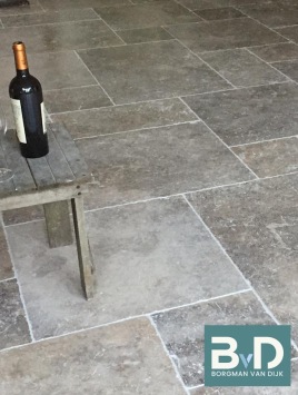 Travertin SilverTravertin Silver Getrommeld Romaans Verband 1,2 cm dik Vloertegels