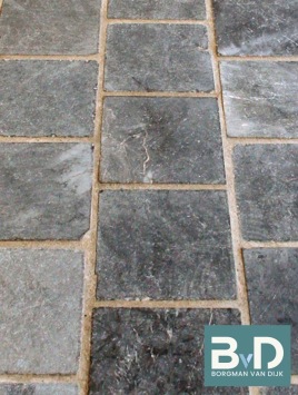 Vietnamees hardsteen 20x20 cm landelijke plavuizen