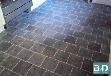 Vietnamees Hardsteen Soft Finish 20x20x1,5 cm verouderd