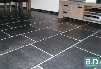 Vietnamees Hardsteen Soft Finish 30x60x1,5 cm verouderd