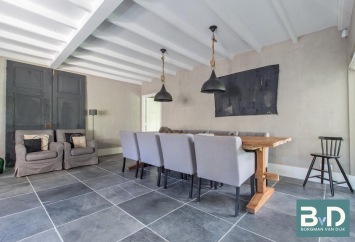 Vietnamees hardsteen 60x60 cm keukentegels