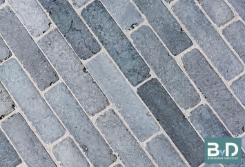 Vietnamees Hardsteen waalformaat 20x5x5 cm gezaagd getrommeld