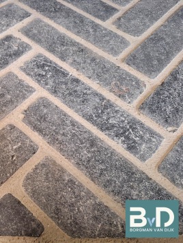 Vietnamees Hardsteen waalformaat 20x5x5 cm gezaagd getrommeld